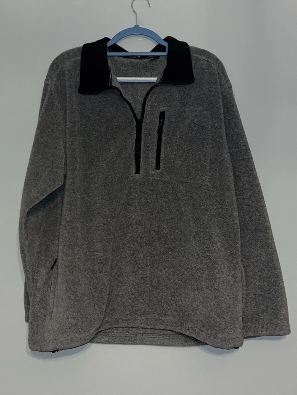Eddie Bauer 1/4 Zip Men's Polartec Fleece Gray and Black Large  Warm and Cozy